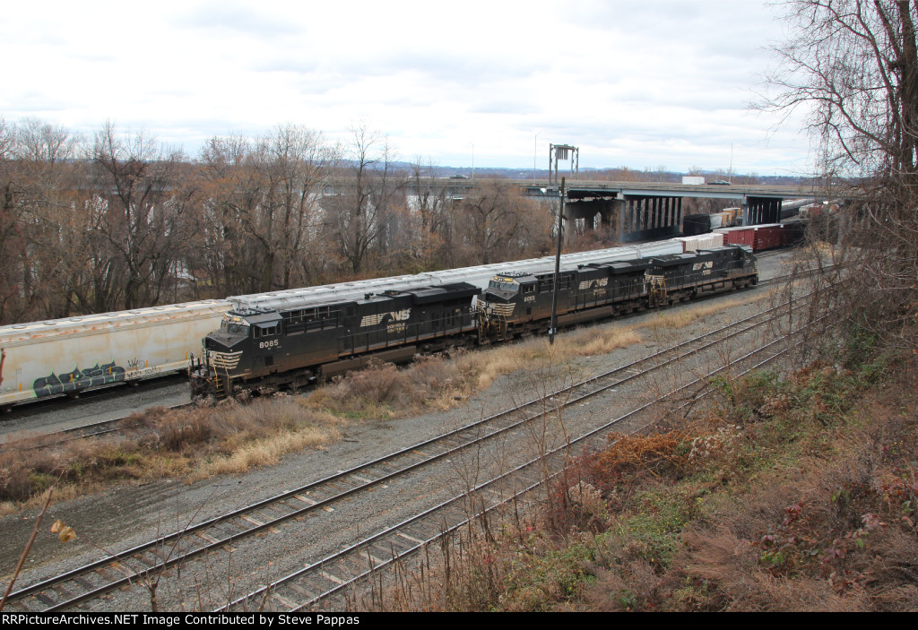NS ES44s wait on the crossover track at Enola Yard